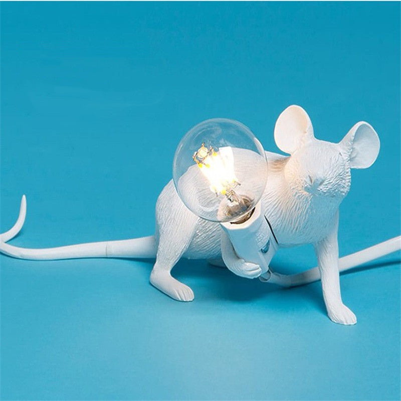 Nordic Creative Mini Animal Mouse Lamp Living Room Dining Room Bedroom Clothing Store Personalized Eye Protection Gift Resin Table Lamp American Varieties