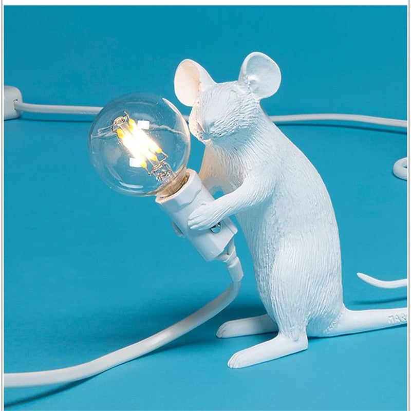 Nordic Creative Mini Animal Mouse Lamp Living Room Dining Room Bedroom Clothing Store Personalized Eye Protection Gift Resin Table Lamp American Varieties