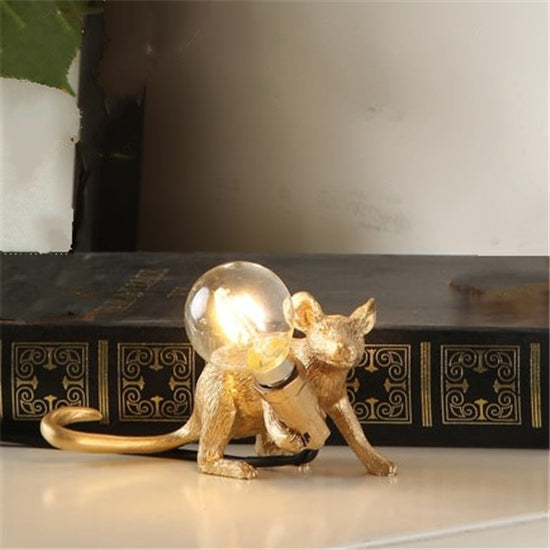 Nordic Creative Mini Animal Mouse Lamp Living Room Dining Room Bedroom Clothing Store Personalized Eye Protection Gift Resin Table Lamp American Varieties