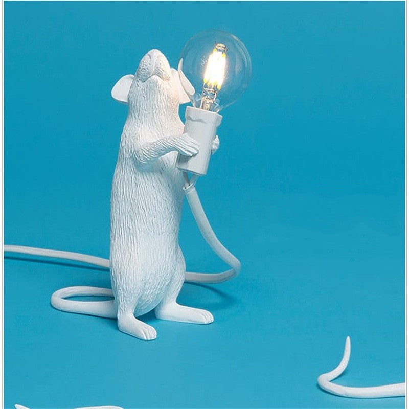 Nordic Creative Mini Animal Mouse Lamp Living Room Dining Room Bedroom Clothing Store Personalized Eye Protection Gift Resin Table Lamp American Varieties