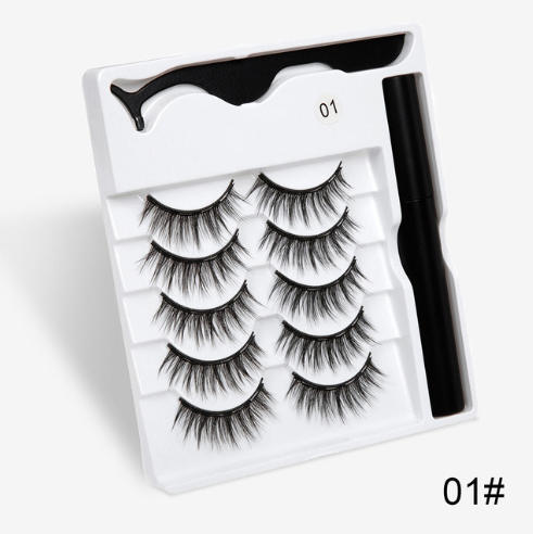 A Pair Of False Eyelashes With Magnets In Fashion Mostore.com