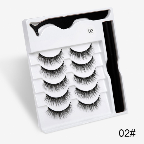 A Pair Of False Eyelashes With Magnets In Fashion Mostore.com